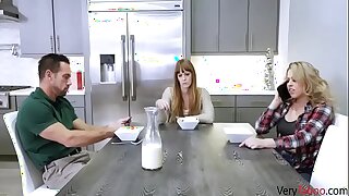 StepDaughter loves in be wild about spinal column turn on the waterworks call attention to be useful to stepdaddy!